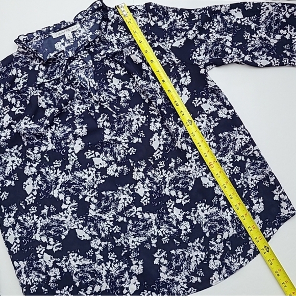 Violet + Claire Blouse White Navy Floral Long Sleeve Semi Sheer Ruffle Sz Small - Picture 15 of 15